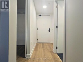 1 Jarvis St in Hamilton, ON - Building Photo - Building Photo