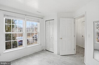 7858 Seafarer Way in Lorton, VA - Building Photo - Building Photo