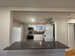 1184 Clinton St in Aurora, CO - Building Photo - Building Photo