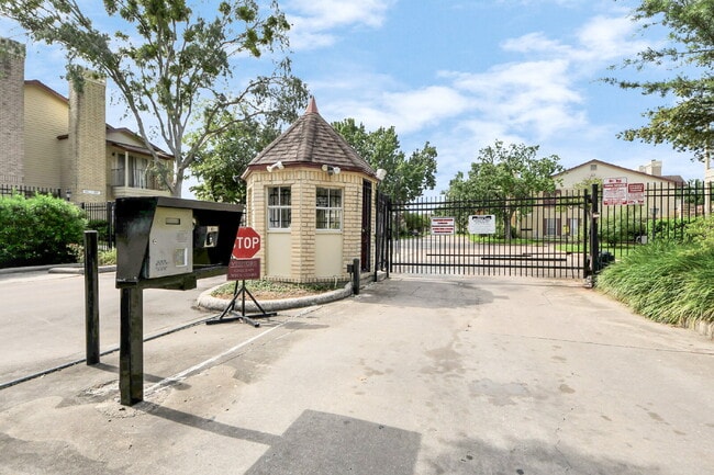 property at 2120 El Paseo St