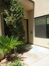 7272 E Gainey Ranch Rd in Scottsdale, AZ - Building Photo - Building Photo