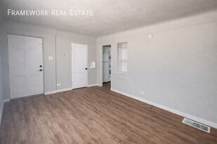 1468 Ivanhoe St in Denver, CO - Building Photo