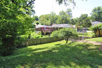 1517 Wayne St in Cape Girardeau, MO - Building Photo - Building Photo