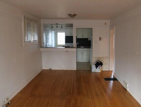 824 College Ave in Regina, SK - Building Photo - Building Photo