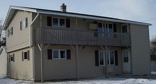 1185 Fond du Lac Ave, Unit 1185 A in Sheboygan Falls, WI - Building Photo - Building Photo