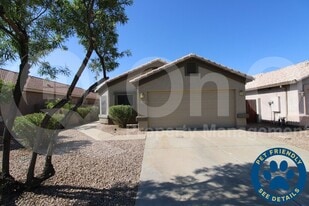 3662 W Santa Cruz Ave