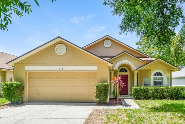 property at 578 Lancer Oak Dr