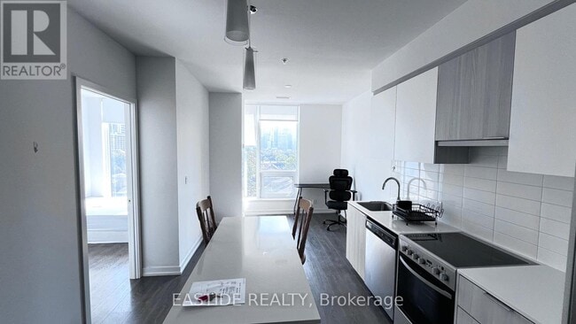 property at 203 College St