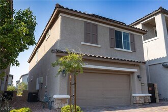 10561 Sariah Skye Ave in Las Vegas, NV - Building Photo - Building Photo