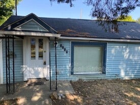 1114 Hunt Ave in Hamilton, OH - Building Photo