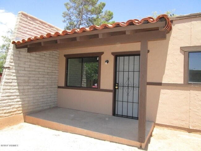 4237 E Glenn St in Tucson, AZ - Building Photo - Building Photo