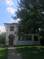 4047 Warwick Blvd, Unit 2nd floor in Kansas City, MO - Building Photo