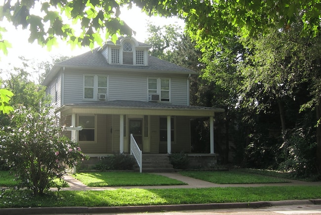 1542 South Center Street, Unit 1542 in Terre Haute, IN - Foto de edificio - Building Photo