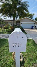6731 NW 26th Way in Fort Lauderdale, FL - Building Photo - Building Photo