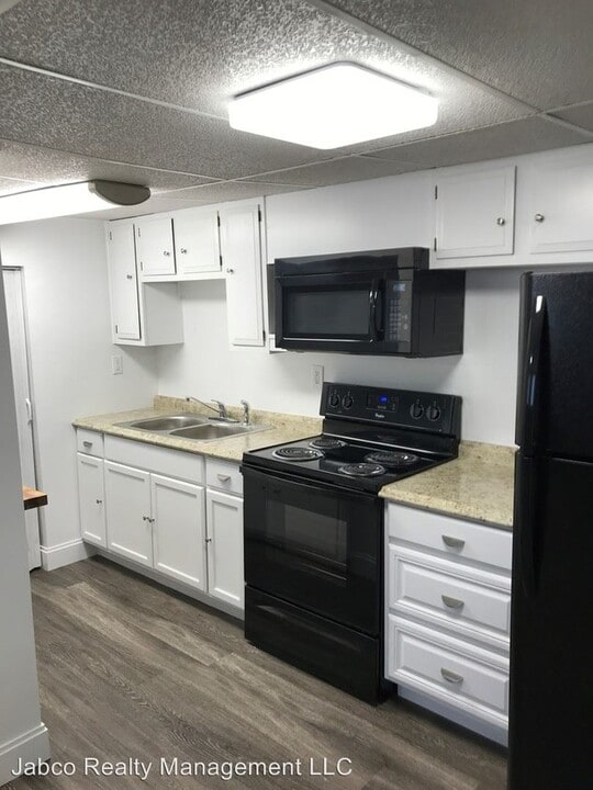 409 E Howard St, Unit #1 in Bellefonte, PA - Building Photo