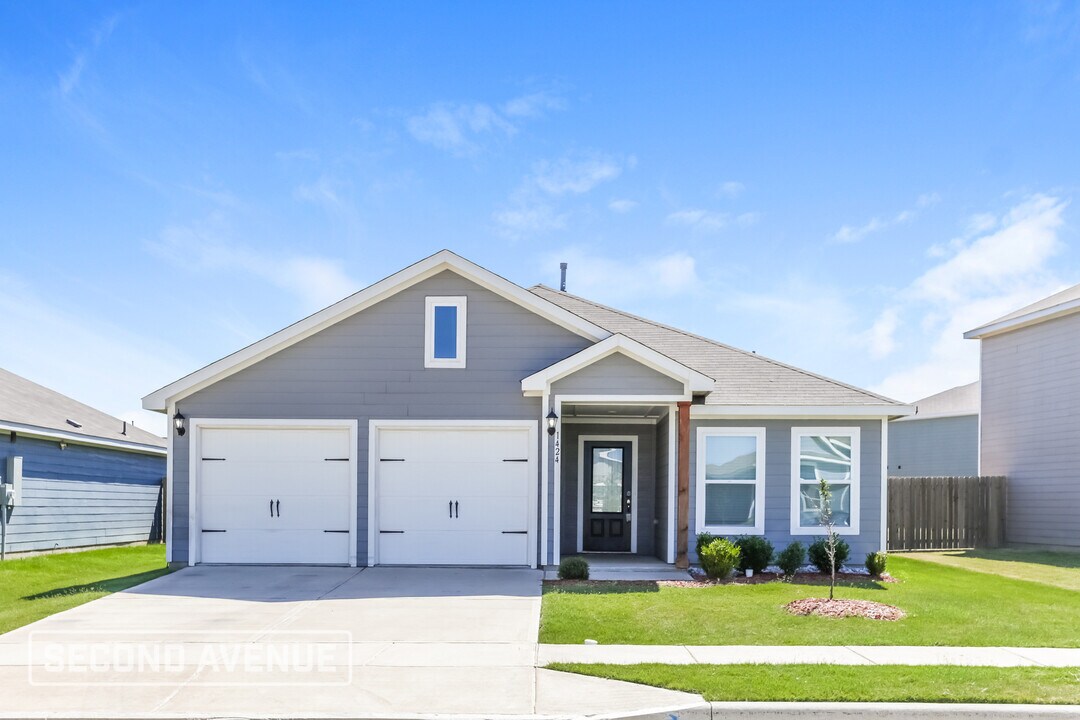 1424 Palamedes Dr in Fort Worth, TX - Building Photo