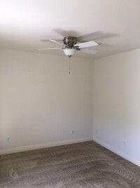 1366 Oak Ridge Dr photo'