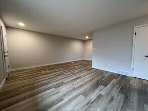 1642 Larch St in Fort Collins, CO - Foto de edificio - Building Photo