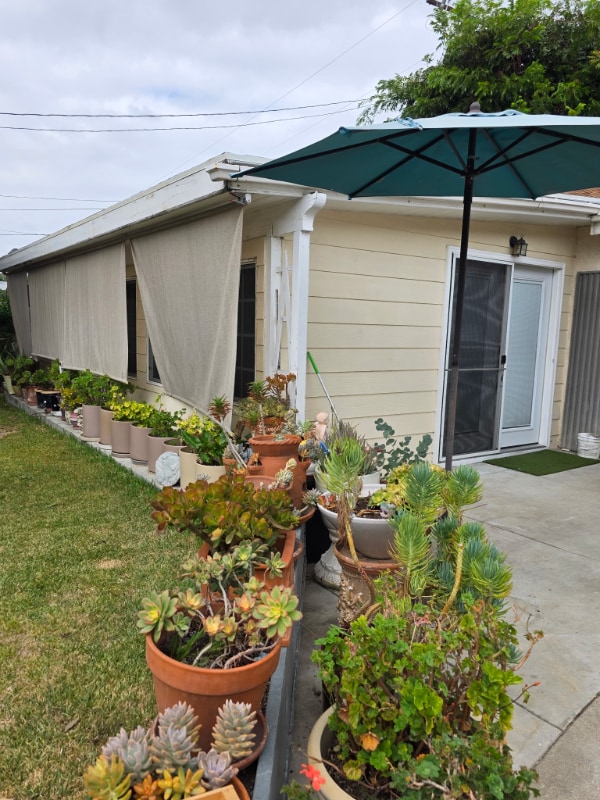 property at 11021 Howard St