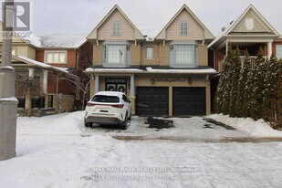 158 Kingshill Rd in Richmond Hill, ON - Building Photo