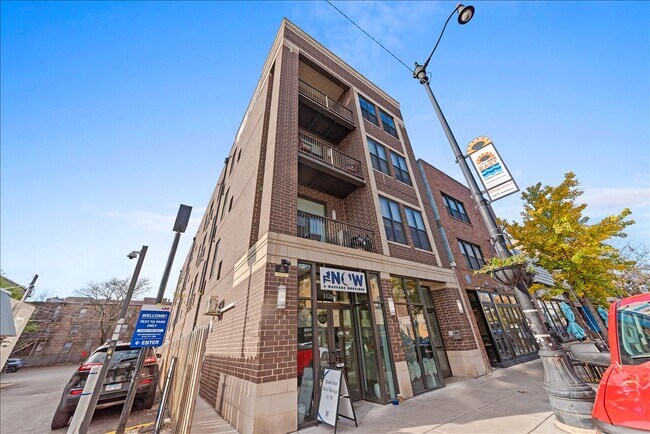 property at 3120 N Broadway St
