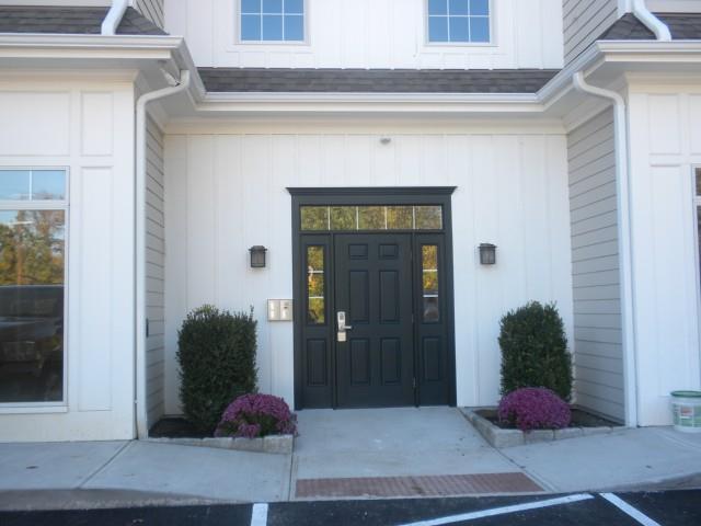 159 Danbury Rd in Ridgefield, CT - Building Photo - Building Photo