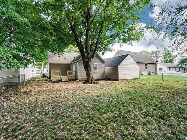 1516 Crystal Ave in Findlay, OH - Building Photo - Building Photo