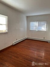 19 Fitch St in Carteret, NJ - Building Photo - Building Photo