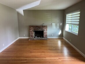 7489 Stanford Pl in Cupertino, CA - Building Photo - Building Photo