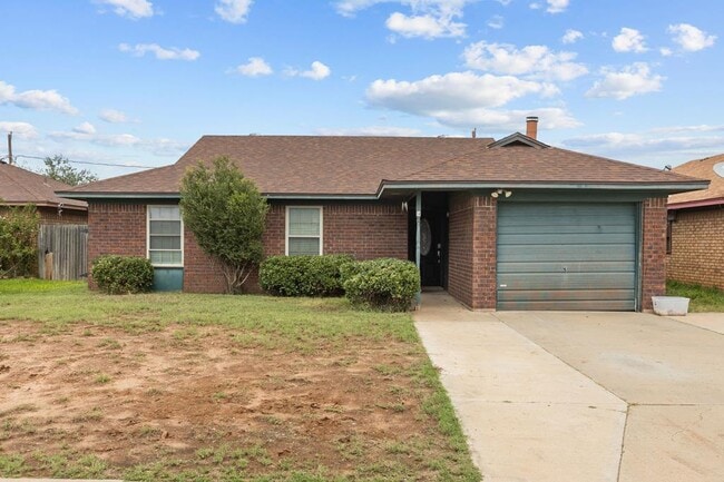 property at 4722 W Cuthbert Ave