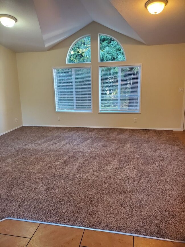 4991 Highland Dr in Blaine, WA - Building Photo - Building Photo