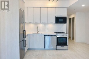 75 James St S in Hamilton, ON - Building Photo