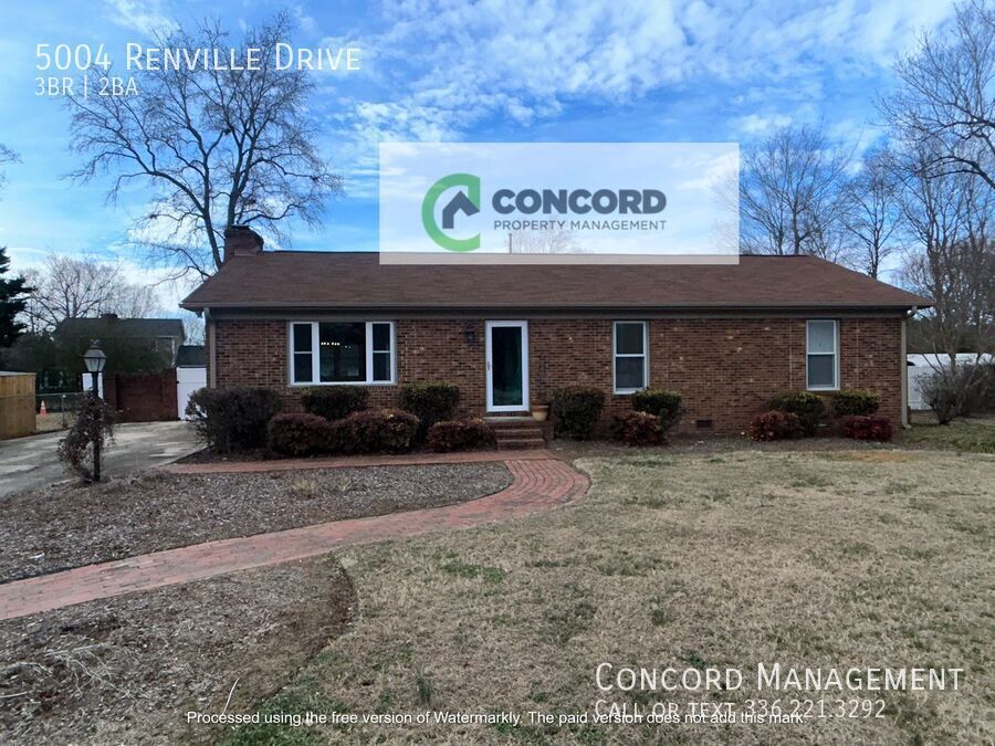 5004 Renville Dr in Greensboro, NC - Building Photo