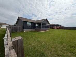 605 Strawberry Dr in Winchester, TN - Building Photo - Building Photo