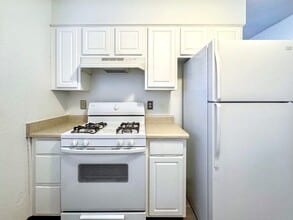 8003 Wolff St in Westminster, CO - Building Photo - Building Photo