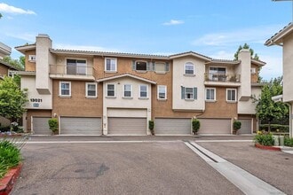 13021 Evening Crk S Dr in San Diego, CA - Building Photo - Building Photo