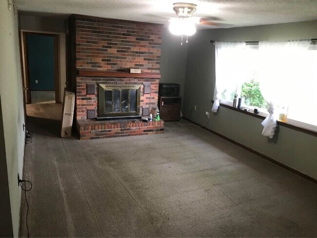 652-654 Pear Tree Cir-Unit -654 Pear Tree Circle in Columbia, MO - Building Photo - Building Photo