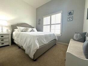 308 Upton Pyne Dr in Brentwood, CA - Building Photo - Building Photo