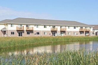 Evergreen Estates in Appleton, WI - Foto de edificio - Building Photo