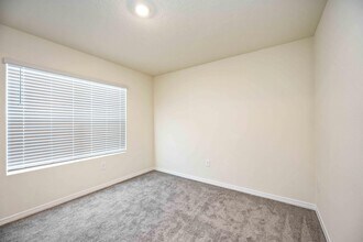 17308 Reserva Dr in Bradenton, FL - Building Photo - Building Photo
