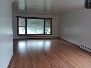 2759 N Rutherford Ave in Chicago, IL - Building Photo - Building Photo