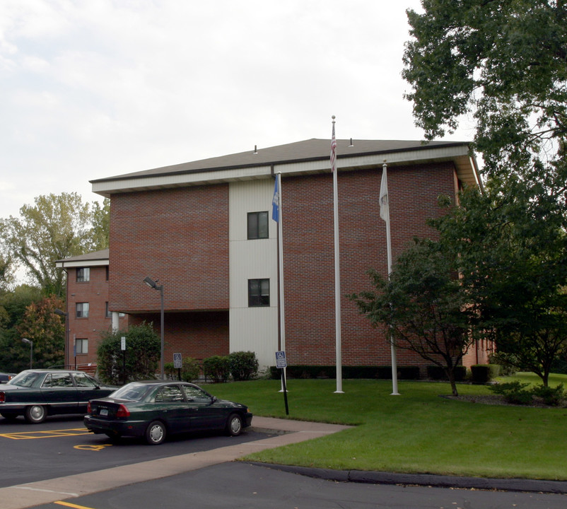 AHEPA 58-II Senior Apartments in Wethersfield, CT - Building Photo