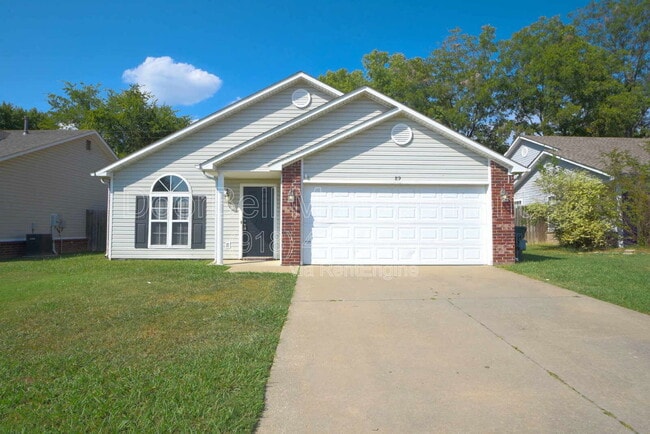 89 W Fairlane Ct