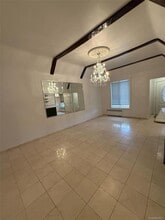 54-40 80th St in Queens, NY - Building Photo - Building Photo