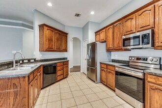 12409 Shine Ave in Rhome, TX - Building Photo - Building Photo
