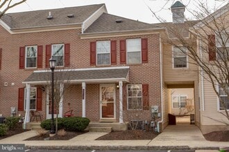 3919 Captain Molly Cir in Doylestown, PA - Building Photo - Building Photo