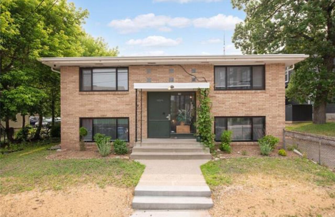 15 Malcolm Ave SE, Unit 2 in Minneapolis, MN - Foto de edificio