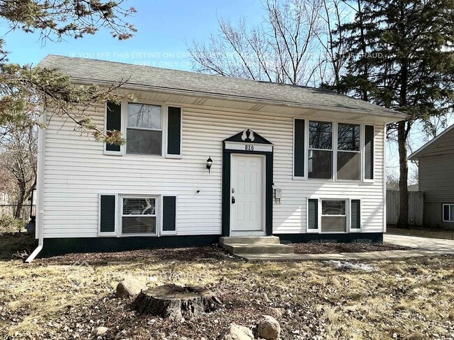 property at 107 N Cedar Ln