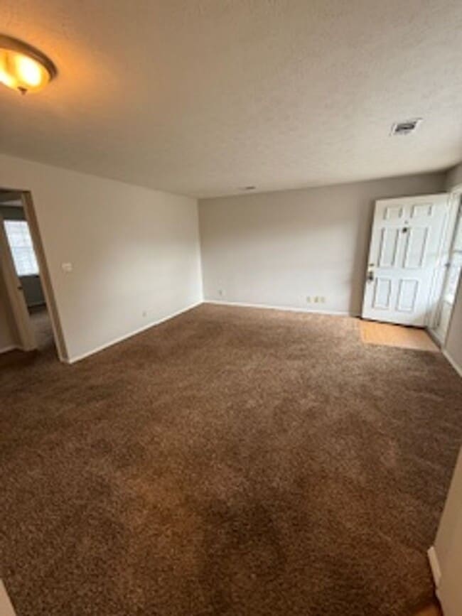 2326 Vogel Rd in Evansville, IN - Building Photo - Building Photo