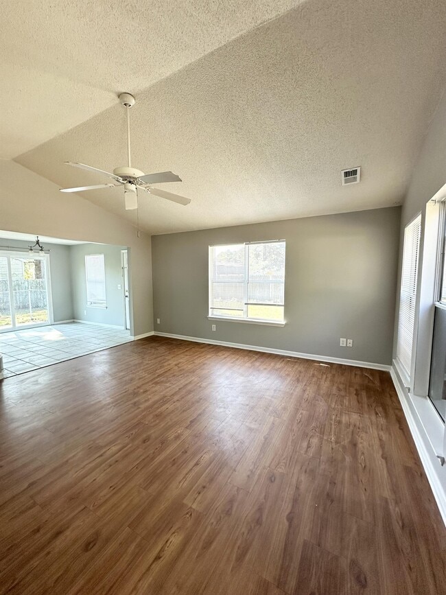 24 Irongate Dr in Beaufort, SC - Building Photo - Building Photo